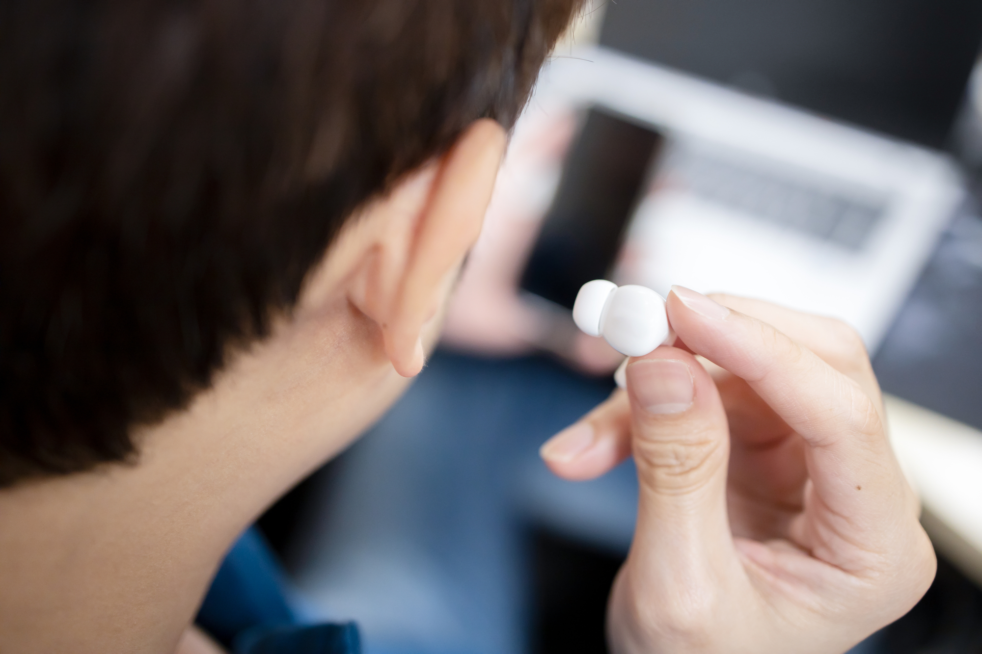 10 Best Invisible Bluetooth Earbuds in 2020 - Garious.com